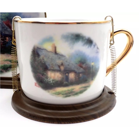 Thomas Kinkade Cup Saucer Stand Set By Teleflora "MOONLIGHT COTTAGE" - Picture 3 of 11